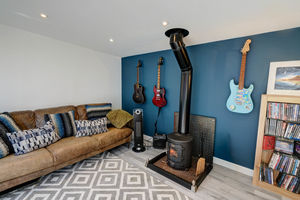 Photo 1- click for photo gallery